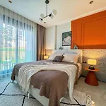 Qoople Excellence A14 New Cozy Near The Sea